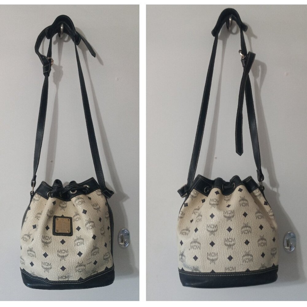 Vtg. MCM Drawstring Viestos Bucket Bag NAVY WHITE C7594
